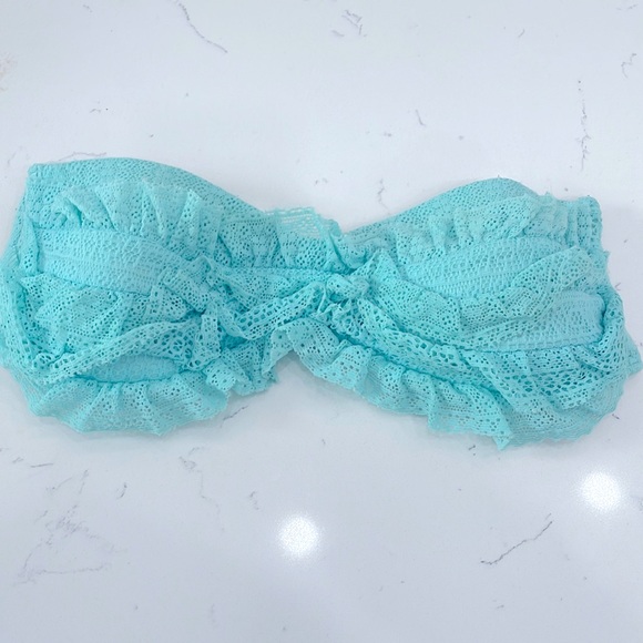 Juicy Couture frilly lace bikini top - Picture 1 of 6